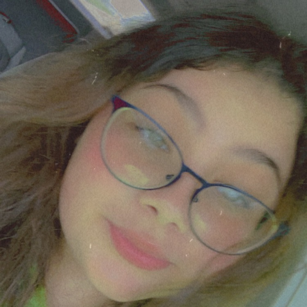 Meet your Posher, Tia